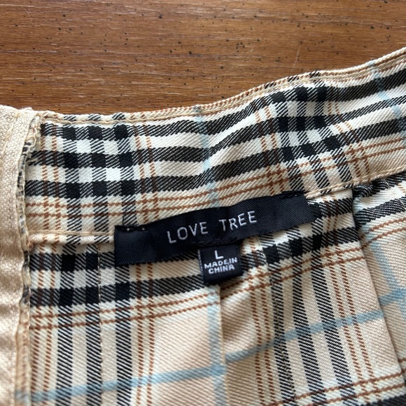 Womens love tree skirt large - Picture 3 of 5